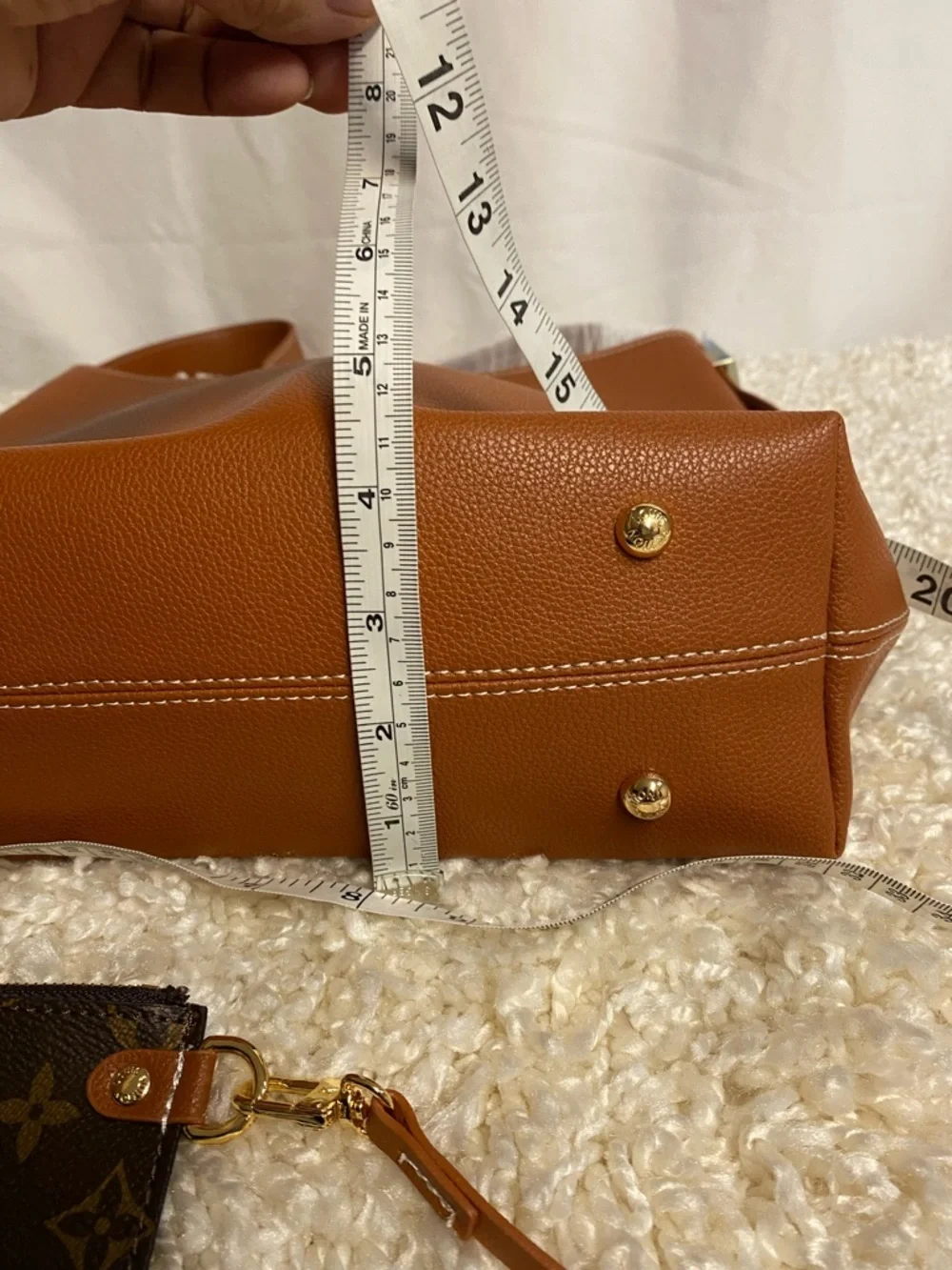 N/A spacious cognac
